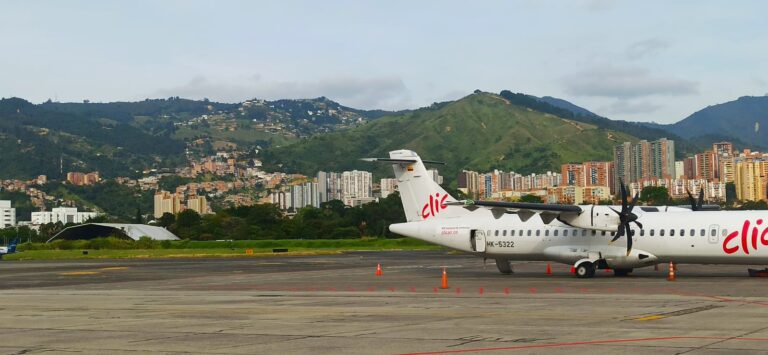 Cómo llegar al Chocó. Viajar entre Bahía Solano y Nuquí