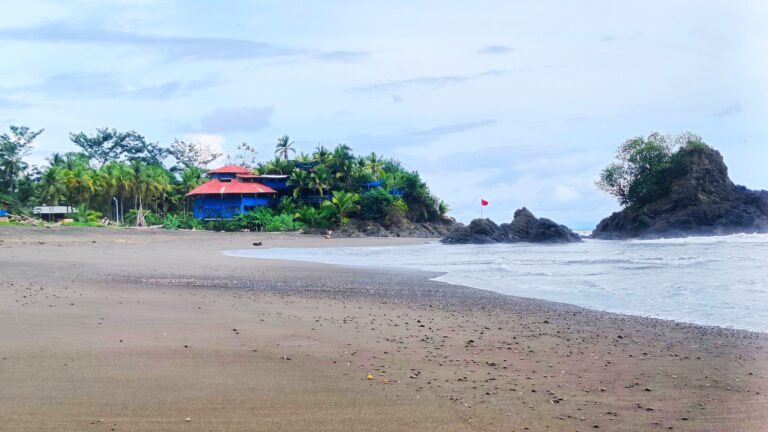 Dónde alojarte en el Chocó. Bahía de Solano o Nuquí