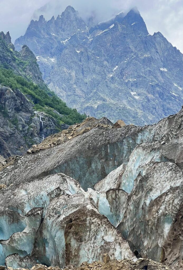Los trekkings de Mestia te regalan unas imágenes maravillosas.