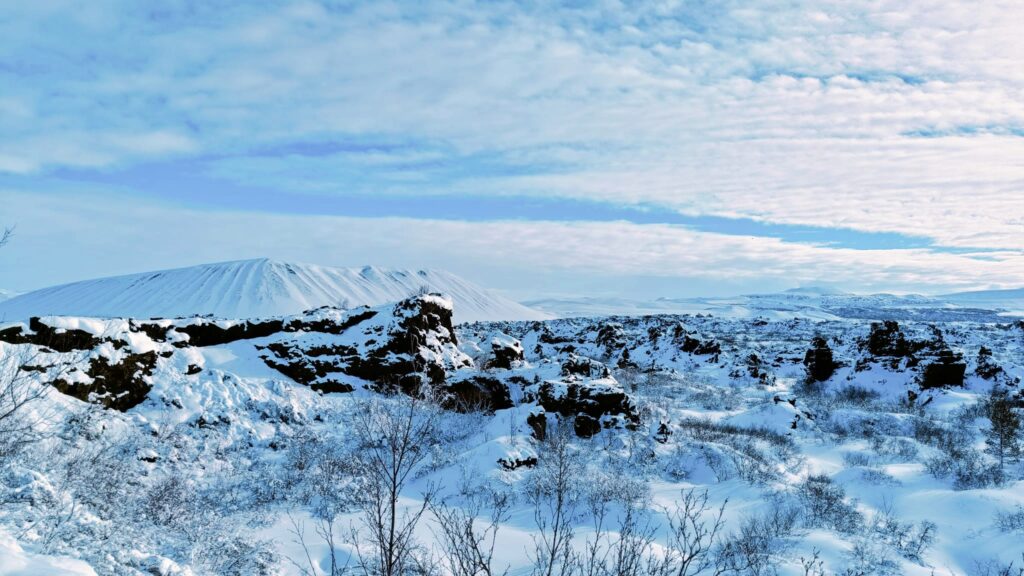 Incluir Dimmuborgir en tu viaje en 10 días en Islandia.