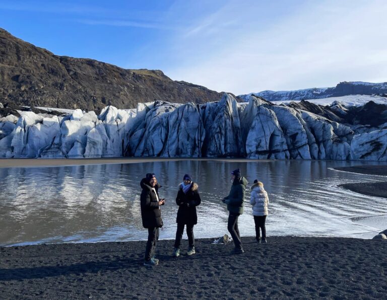 Visitar el sur de Islandia. Mejores paradas con mapa(y alojamiento)