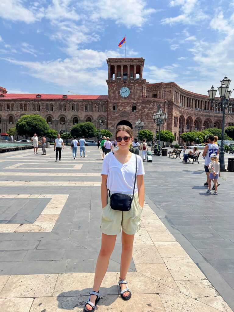 Plaza de la República, el centro de Ereván y Armenia. Un imprescindible en 1 día en Ereván.