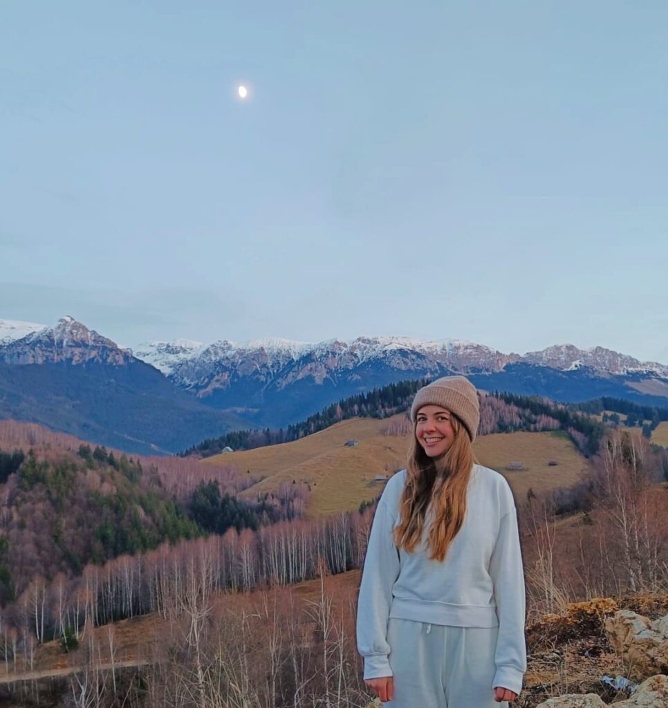 Conducir en Rumanía te permitirá llegar a lugares como Amfiteatrul Transilvania.