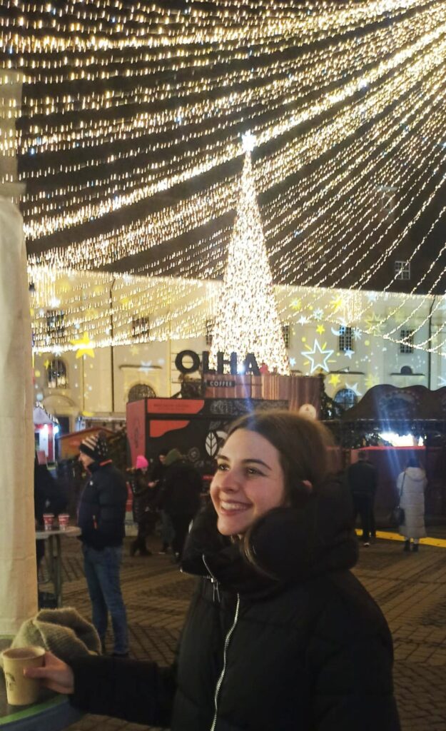 La Plaza Grande de Sibiu decorada de Navidad.