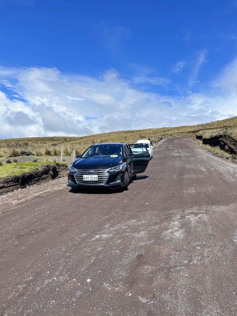 Si quieres recorrer el Cotopaxi por libre, el coche es un obligatorio.