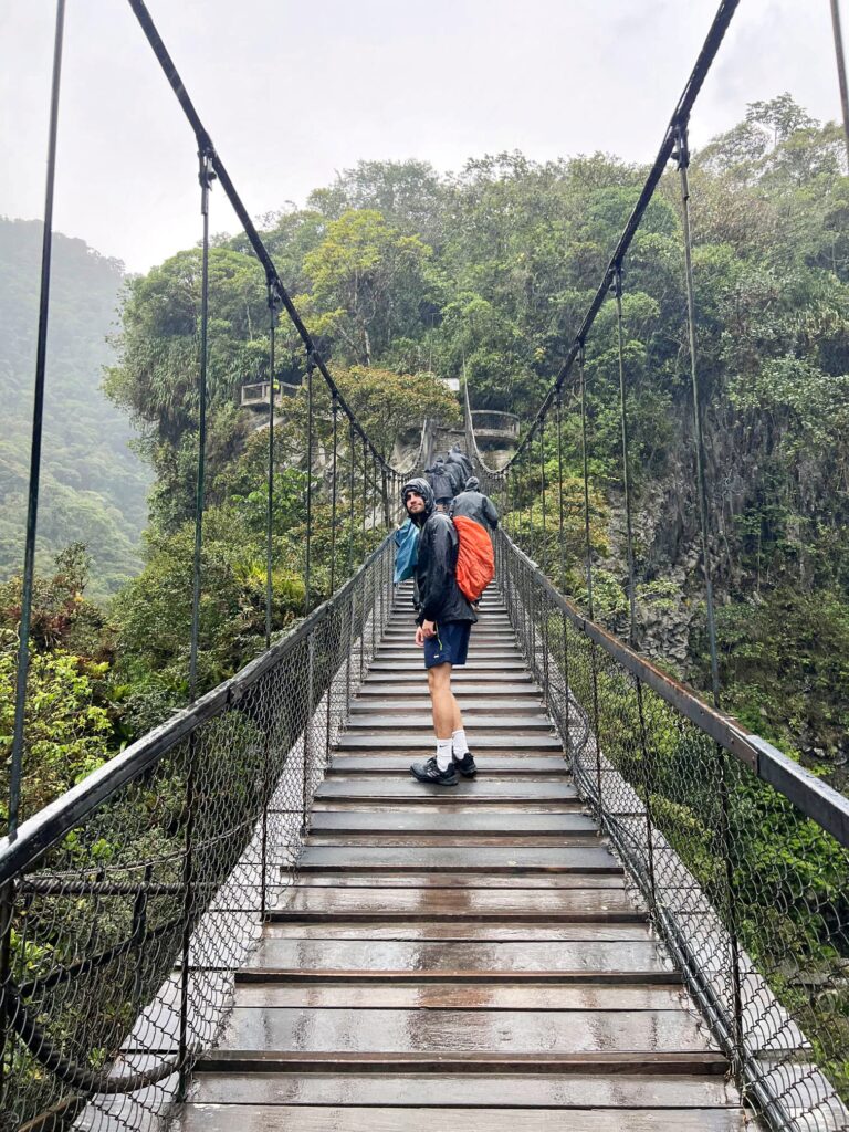 El Pailón del Diablo, imprescindible en un viaje a Ecuador.