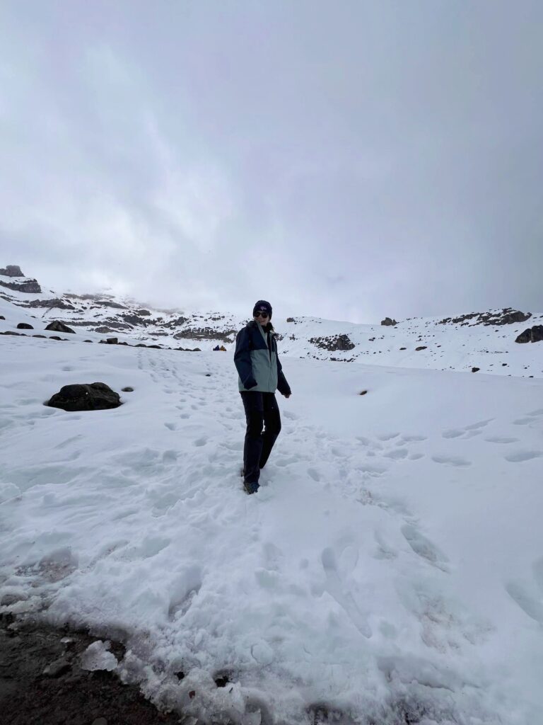 Llegamos a la zona de nieve perpetua del Chimborazo.